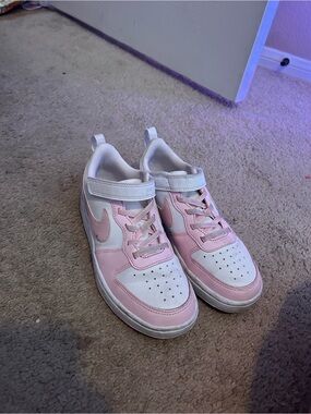 Nike Kids Pink and White Hook-and-Loop Low-Top Sneakers